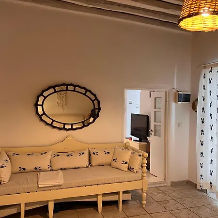 Gala Traditional House * Galanado