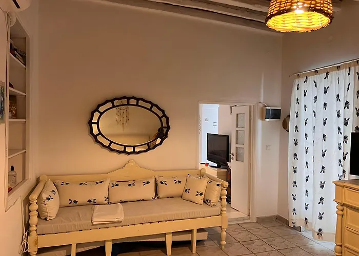 Gala Traditional House * Galanado