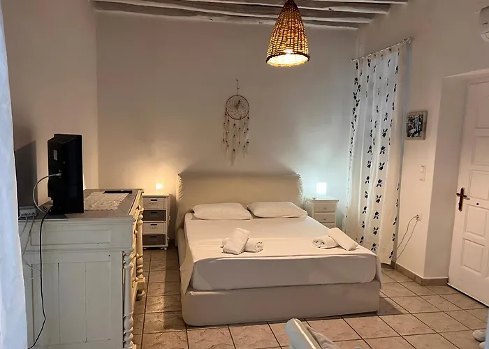 Gala Traditional House * Galanado